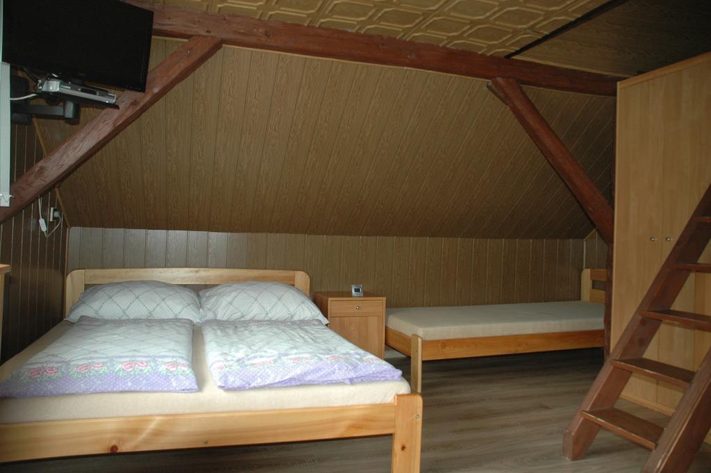 Penzion Ok Svoboda nad Upou Exterior photo