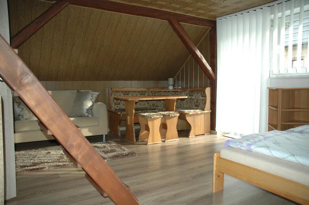 Penzion Ok Svoboda nad Upou Exterior photo